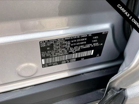 Used 2021 Toyota RAV4 XLE Premium AWD/4WD image 17
