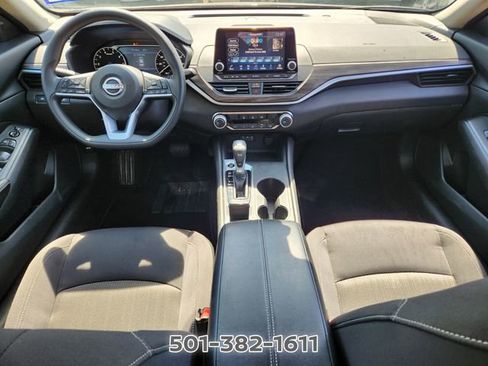 Certified 2025 Nissan Altima 2.5 SV FWD image 14
