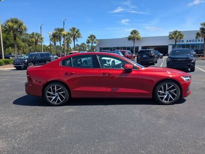 Used 2019 Volvo S60 T6 Momentum