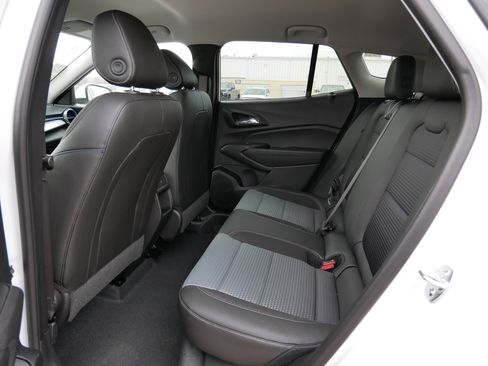 New 2026 Chevrolet Trax LT w/ Driver Confidence Package image 12