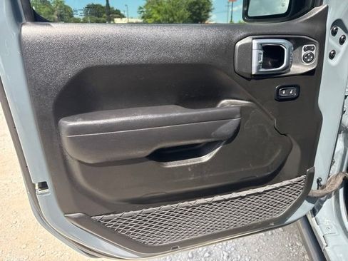 Used 2024 Jeep Wrangler Unlimited Sport AWD/4WD image 17