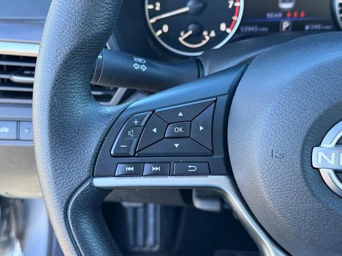 Used 2024 Nissan Altima 2.5 SV image 15