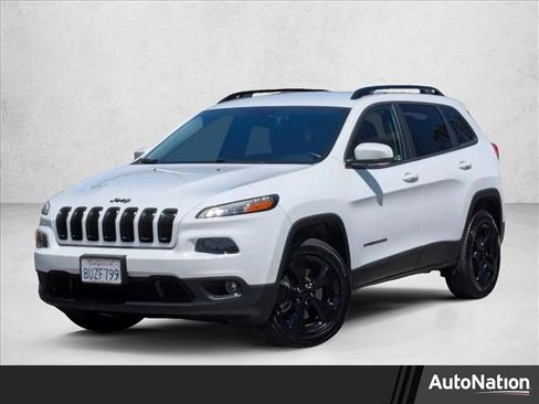 Used 2018 Jeep Cherokee Limited w/ High Altitude Package FWD image 1