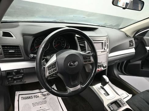 Used 2014 Subaru Outback 2.5i Premium AWD/4WD image 12