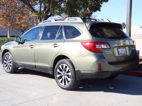 Used 2015 Subaru Outback 2.5i Limited image 16