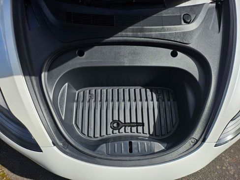 Used 2023 Tesla Model 3 Standard Range RWD image 25