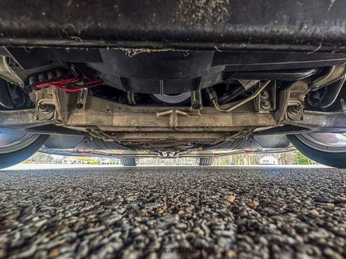 Used 2005 Chevrolet Corvette Convertible w/ Preferred Equipment Group image 87