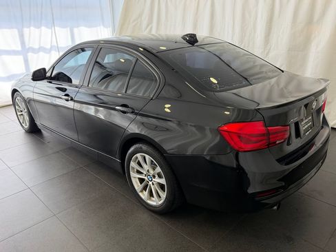 Used 2016 BMW 320i xDrive Sedan AWD/4WD image 3