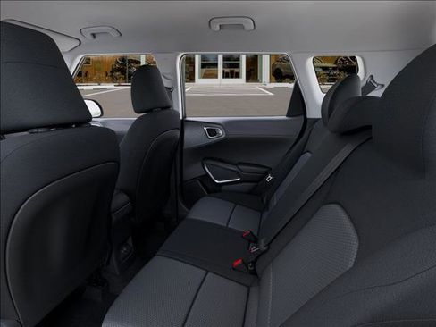 New 2025 Kia Soul S image 18
