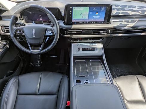 New 2026 Lincoln Aviator AWD image 15