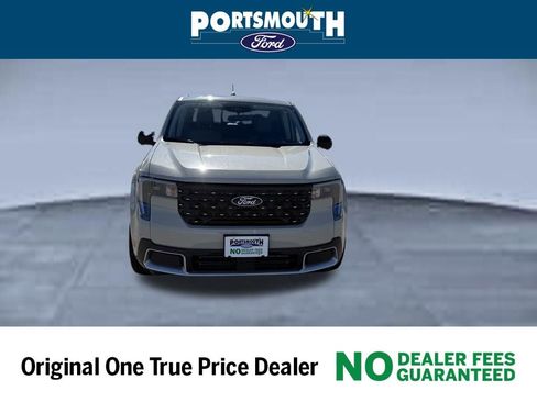 New 2025 Ford Maverick Lariat w/ 4K Tow Package image 8