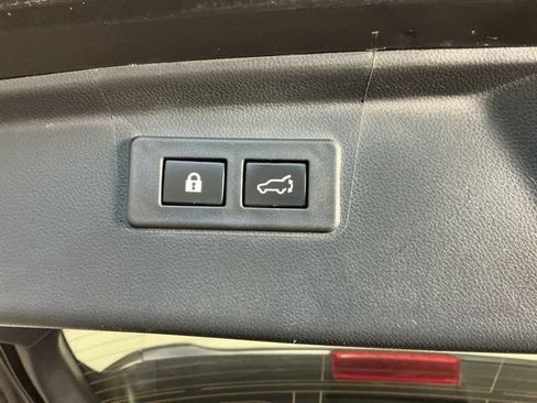 Used 2023 Subaru Outback Limited AWD/4WD image 13