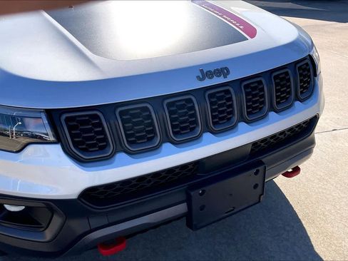 Certified 2024 Jeep Compass Trailhawk image 29