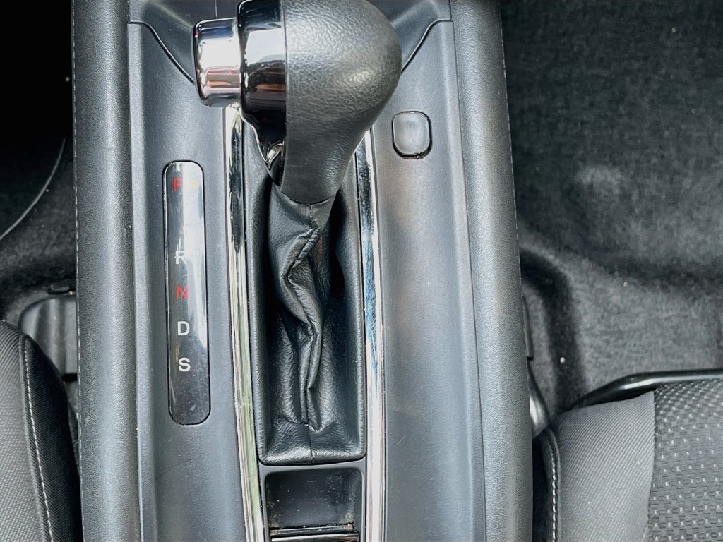 Used 2022 Honda HR-V EX image 16