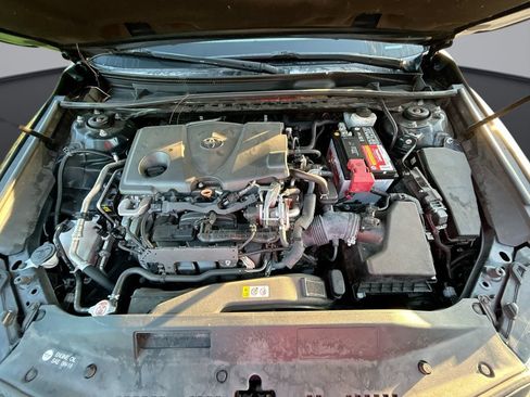 Used 2019 Toyota Camry SE FWD image 33