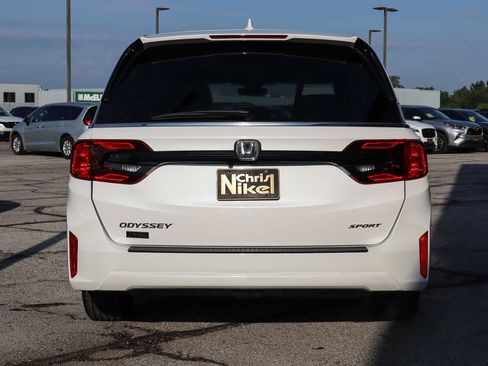 Used 2025 Honda Odyssey Sport-L image 5