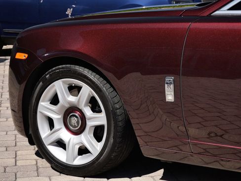 Used 2013 Rolls-Royce Ghost RWD image 31