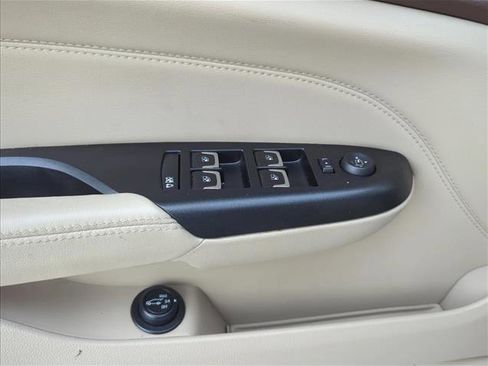 Used 2015 Cadillac SRX Performance image 11