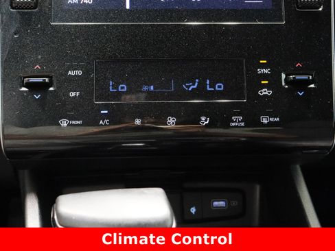 Used 2022 Hyundai Santa Cruz SEL Premium image 20