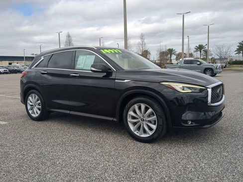 Used 2019 INFINITI QX50 Essential w/ Premium Heat Package image 2