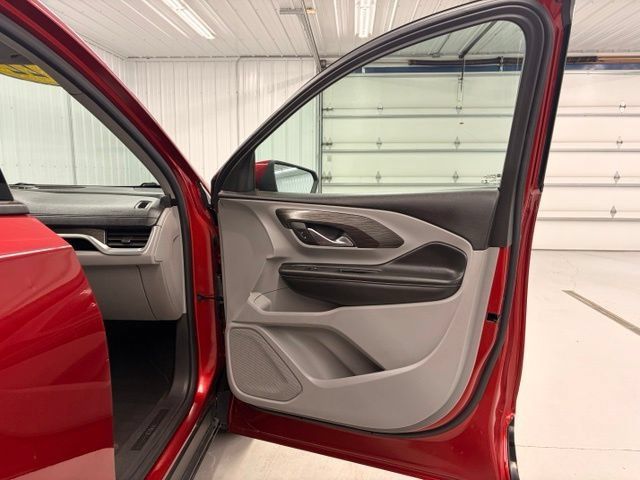 Used 2022 GMC Terrain SLT FWD image 10