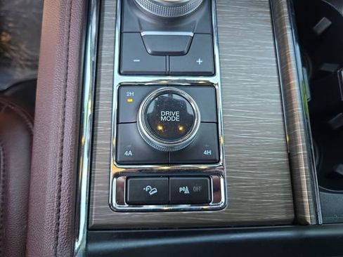 Used 2024 Ford Expedition Max Limited AWD/4WD image 23