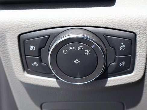 Used 2020 Ford F150 XL image 17