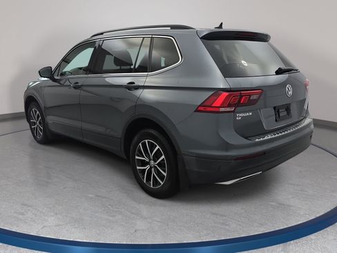 Used 2019 Volkswagen Tiguan SE w/ Panoramic Sunroof Package FWD image 7