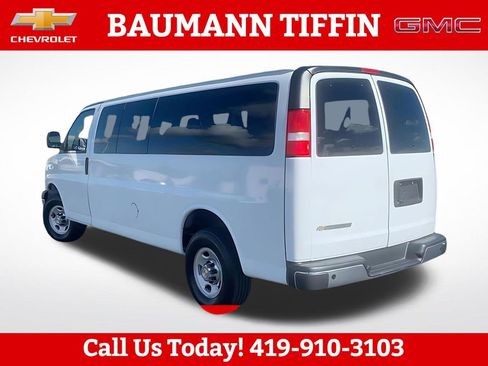 Used 2024 Chevrolet Express 3500 LT w/ LT Preferred Equipment Group RWD image 8