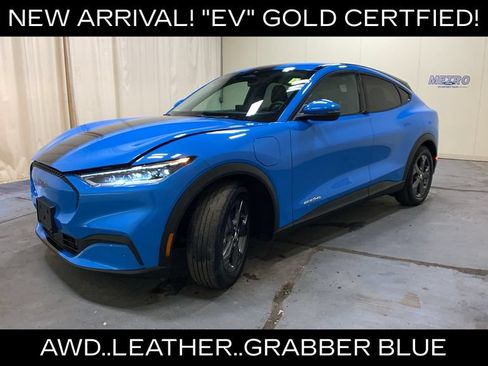 Used 2022 Ford Mustang Mach-E Select AWD/4WD image 7