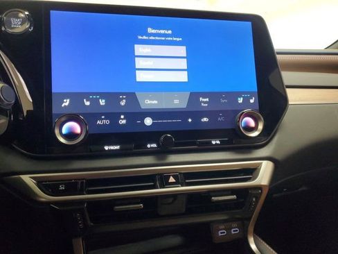 Used 2025 Lexus RX 350 Premium w/ Convenience Package FWD image 30