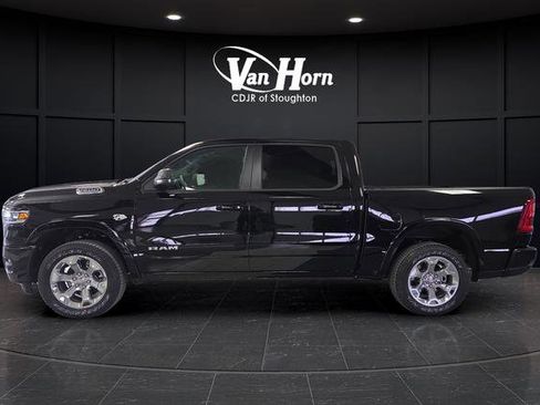 New 2026 RAM 1500 4x4 Crew Cab image 12