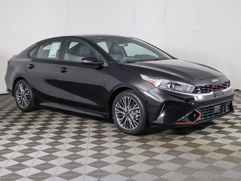 Used 2023 Kia Forte GT-Line w/ GT-Line Premium Package FWD image 2