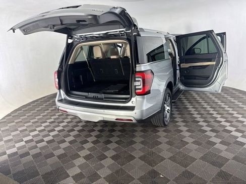 Used 2024 Ford Expedition Max Limited AWD/4WD image 14