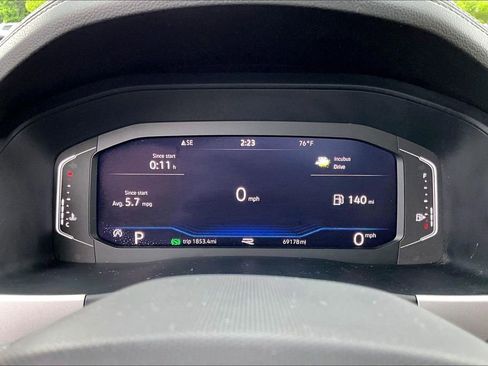 Used 2021 Volkswagen Atlas Cross Sport SEL R-Line FWD image 10