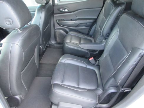 Certified 2019 GMC Acadia SLT AWD/4WD image 15