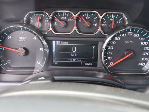 Used 2018 Chevrolet Silverado 1500 LT AWD/4WD image 30