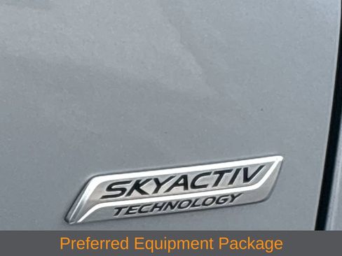 Used 2018 MAZDA CX-5 Touring w/ Preferred Equipment Package FWD image 15