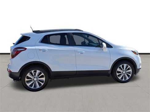 Used 2017 Buick Encore Preferred image 4