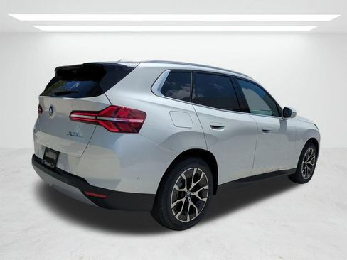 New 2026 BMW X3 xDrive30i w/ Convenience Package AWD/4WD image 4