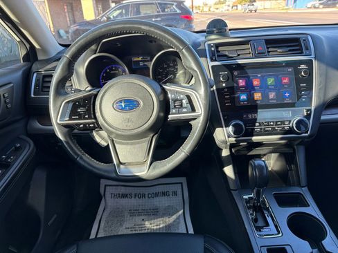 Used 2018 Subaru Outback 2.5i Limited image 9