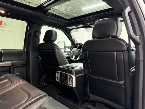 Used 2021 Ford F250 Platinum AWD/4WD image 14