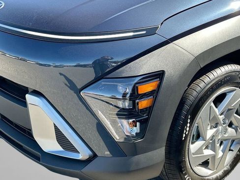 New 2026 Hyundai Kona SE image 17