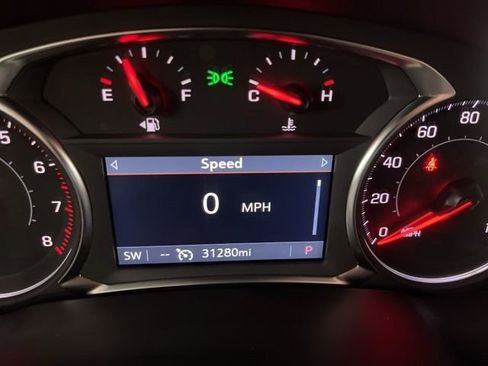 Used 2025 Chevrolet Blazer LT image 21