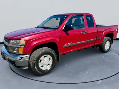 Used 2004 Chevrolet Colorado 4x4 Extended Cab w/ Comfort Convenience Package image 2