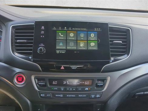 Used 2022 Honda Pilot Special Edition image 17