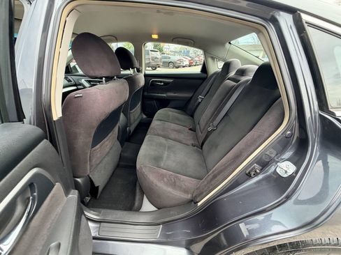 Used 2013 Nissan Altima 2.5 S FWD image 26