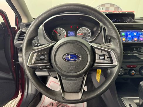 Used 2019 Subaru Impreza 2.0i Premium image 13
