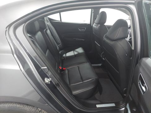 Used 2019 Acura TLX w/ Technology Package image 18