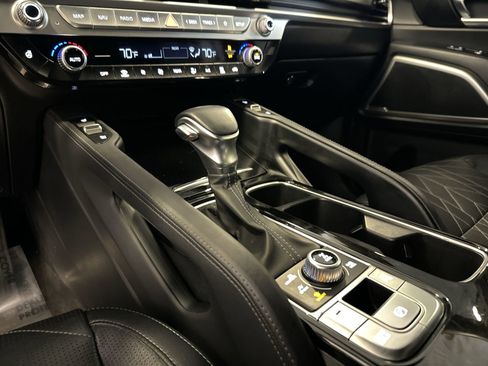 Used 2023 Kia Telluride EX X-Line image 17